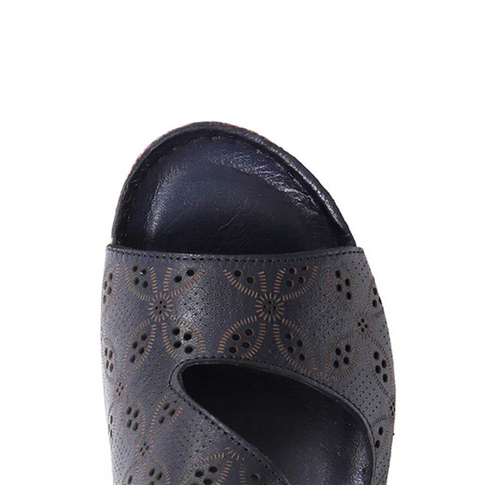 Pavers Leather Flat Sandals - KARY29011 / 315 353 10 Pavers Leather Flat Sandals - KARY29011 / 315 353