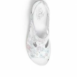 Fly Flot Sandals Touch Fastening Leather Sandal - CAL29003 / 314 771 15 Fly Flot Sandals Touch Fastening Leather Sandal - CAL29003 / 314 771