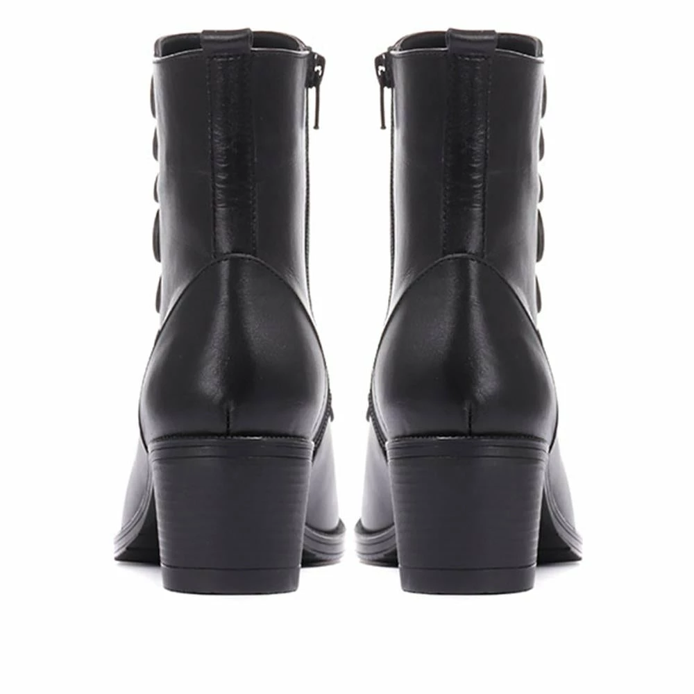 Bellissimo Boots Heeled Leather Ankle Boot - BELKARY30001 / 316 345 19 Bellissimo Boots Heeled Leather Ankle Boot - BELKARY30001 / 316 345