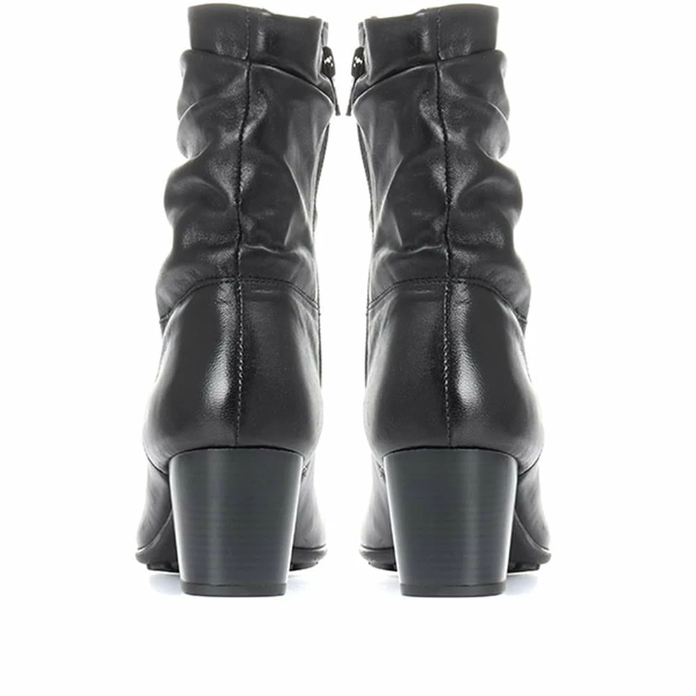 Pavers Leather Slouch Ankle Boots - RNB30015 / 316 508 4 Pavers Leather Slouch Ankle Boots - RNB30015 / 316 508
