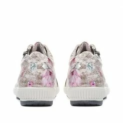 Pavers Lace-Up Trainer - WBINS29029 / 315 447 17 Pavers Lace-Up Trainer - WBINS29029 / 315 447