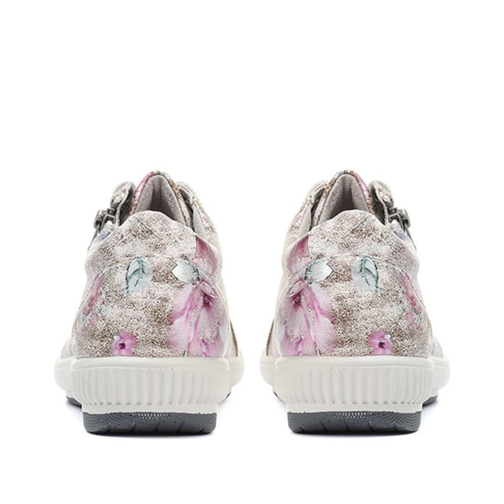 Pavers Lace-Up Trainer - WBINS29029 / 315 447 8 Pavers Lace-Up Trainer - WBINS29029 / 315 447