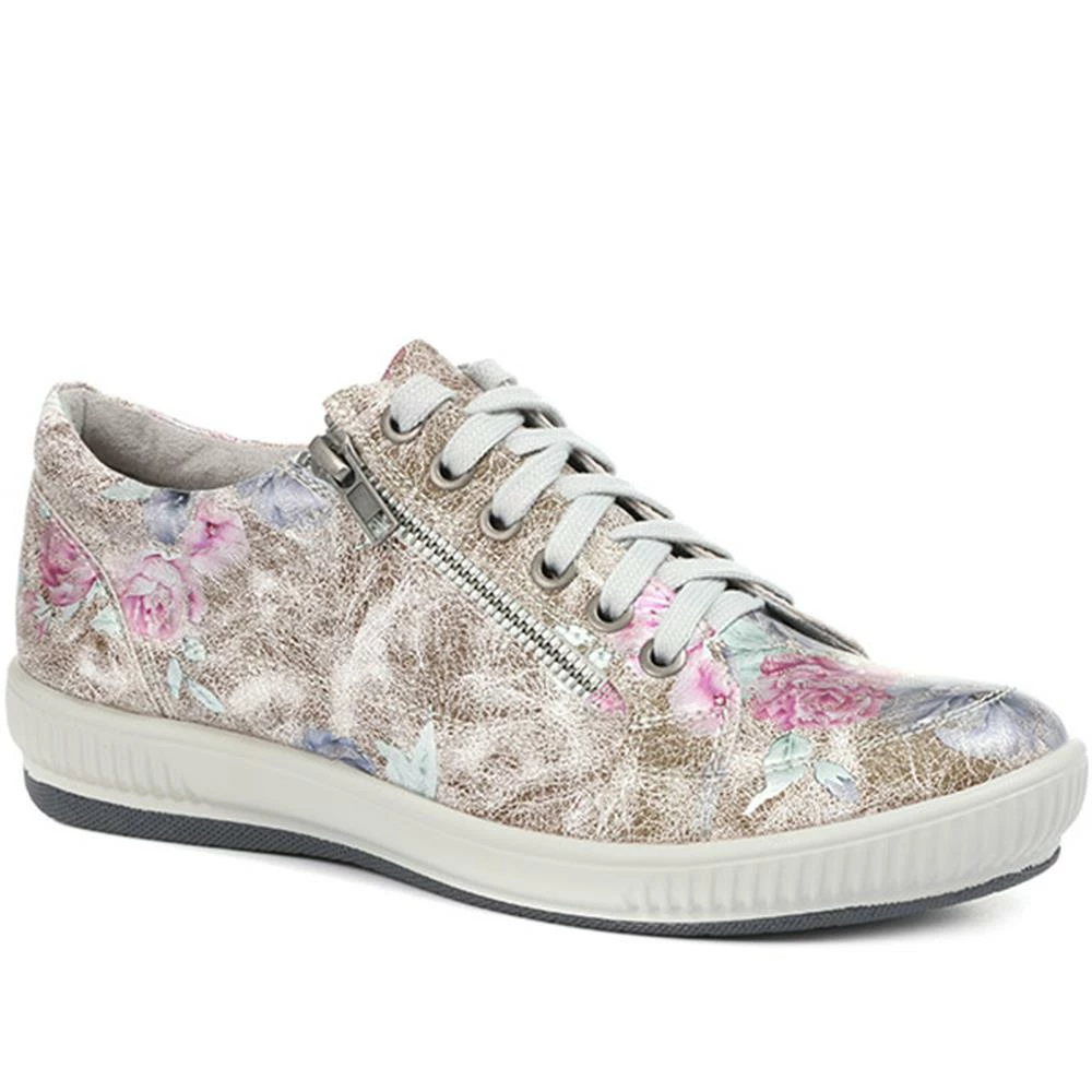 Pavers Lace-Up Trainer - WBINS29029 / 315 447 1 Pavers Lace-Up Trainer - WBINS29029 / 315 447