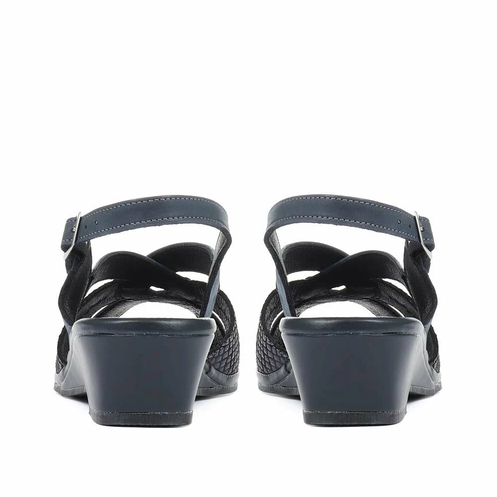 Fly Flot Wide Fit Ladies Flat Sandals - CAL31023 / 317 709 4 Fly Flot Wide Fit Ladies Flat Sandals - CAL31023 / 317 709