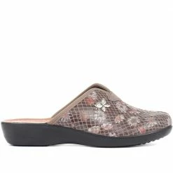 Fly Flot Wide Fit Lightweight Slip On Clog Shoes - FLY32007 / 318 589