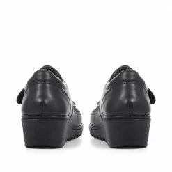 Pavers Wide Fit Touch Fastening Full Coverage Shoes - LUCK32013 / 319 370