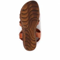 Pavers Leather T-Bar Sandals - LUCK33015 / 320 059