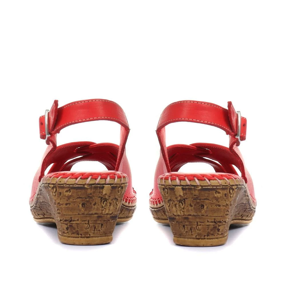 Pavers Leather Slingback Wedge Shoe - OZAR33001 / 319 904 8 Pavers Leather Slingback Wedge Shoe - OZAR33001 / 319 904