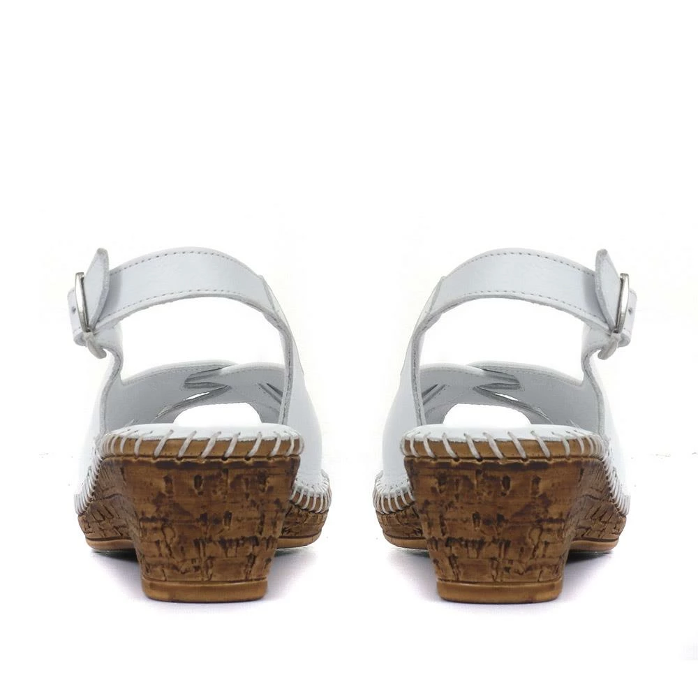 Pavers Leather Slingback Wedge Shoe - OZAR33001 / 319 904 16 Pavers Leather Slingback Wedge Shoe - OZAR33001 / 319 904