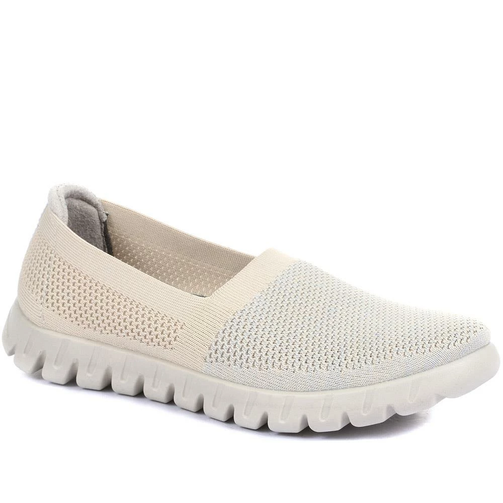 Fly Flot Wide Fit Slip On Trainers - FLY33025 / 319 571 2 Fly Flot Wide Fit Slip On Trainers - FLY33025 / 319 571