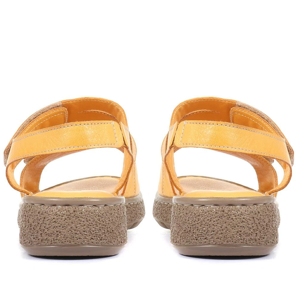 Pavers Wide Fit E Leather Sandals - OZAR33034 / 320 198 5 Pavers Wide Fit E Leather Sandals - OZAR33034 / 320 198