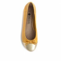 Pavers Shoes Ladies White And Silver Ballerina Pumps - JANSP33001 / 319 450 / 319 450 26 Pavers Shoes Ladies White And Silver Ballerina Pumps - JANSP33001 / 319 450 / 319 450