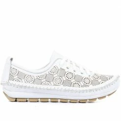 Pavers Wide Fit Leather-Lace Up Sneakers / 320 597 40 Pavers Wide Fit Leather-Lace Up Sneakers / 320 597