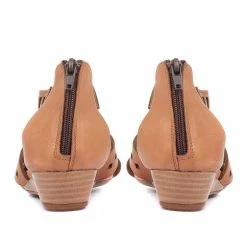 Pavers Women's Leather Sandals - ZYN33007 / 320 110