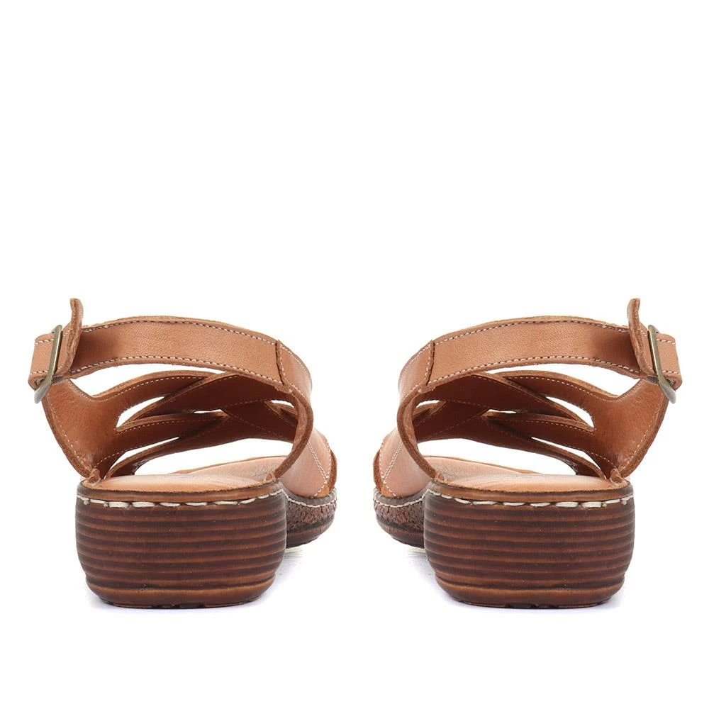 Pavers Ladies White Leather Summer Sandals - LUCK33023 / 320 590 / 320 590 8 Pavers Ladies White Leather Summer Sandals - LUCK33023 / 320 590 / 320 590