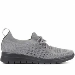 Fly Flot Lace-Up Sneakers / 318 572 32 Fly Flot Lace-Up Sneakers / 318 572