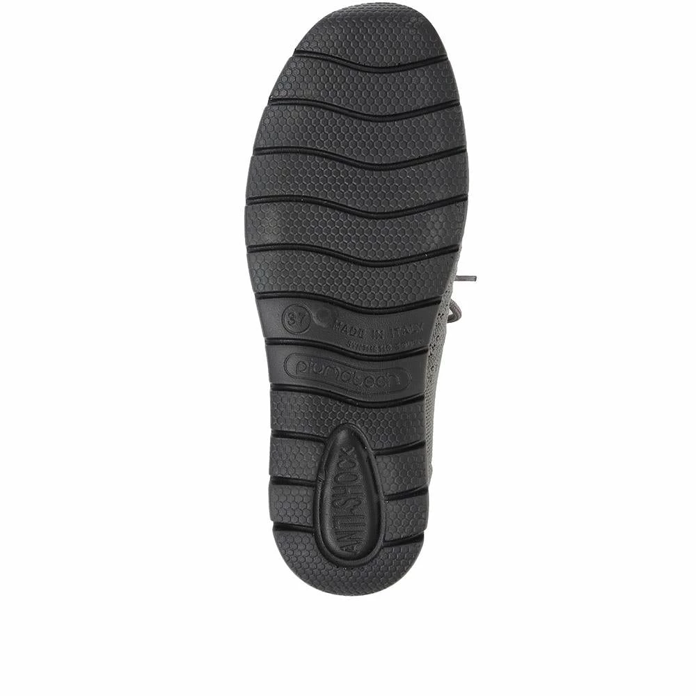 Fly Flot Lace-Up Sneakers / 318 572 9 Fly Flot Lace-Up Sneakers / 318 572