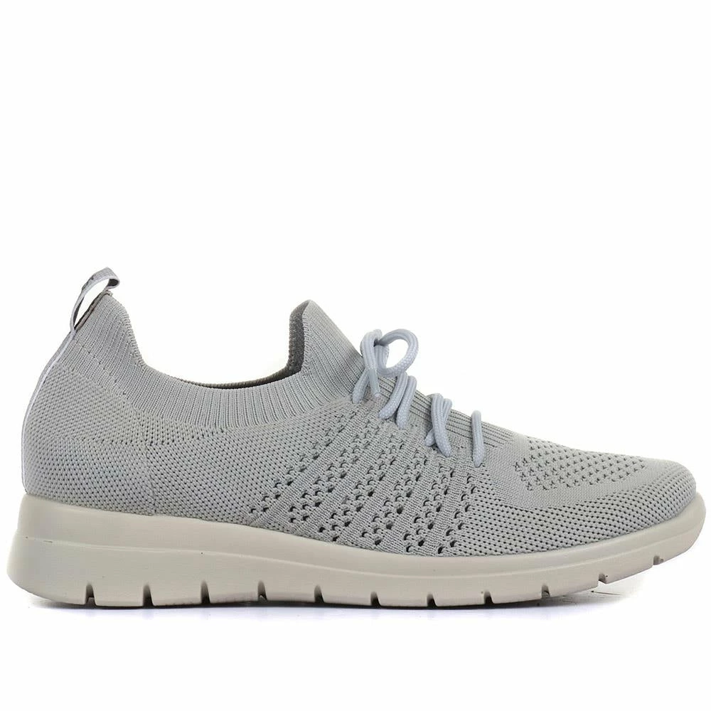 Fly Flot Lace-Up Sneakers / 318 572 15 Fly Flot Lace-Up Sneakers / 318 572