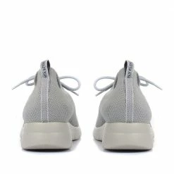 Fly Flot Lace-Up Sneakers / 318 572 41 Fly Flot Lace-Up Sneakers / 318 572