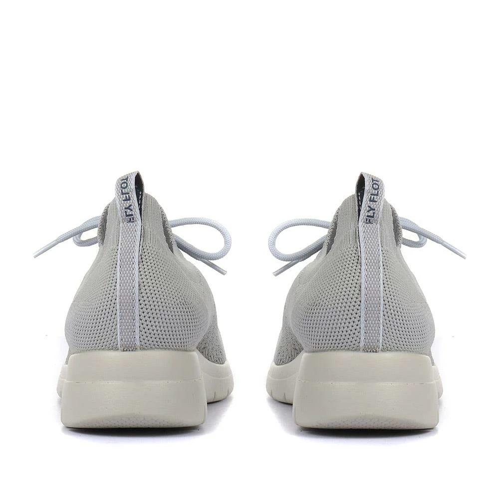 Fly Flot Lace-Up Sneakers / 318 572 16 Fly Flot Lace-Up Sneakers / 318 572