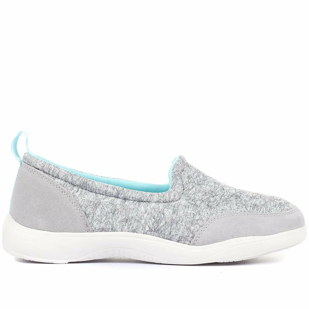 Pavers Wide Fit Slip-On Trainer Pumps - BRK33049 / 320 627 13 Pavers Wide Fit Slip-On Trainer Pumps - BRK33049 / 320 627