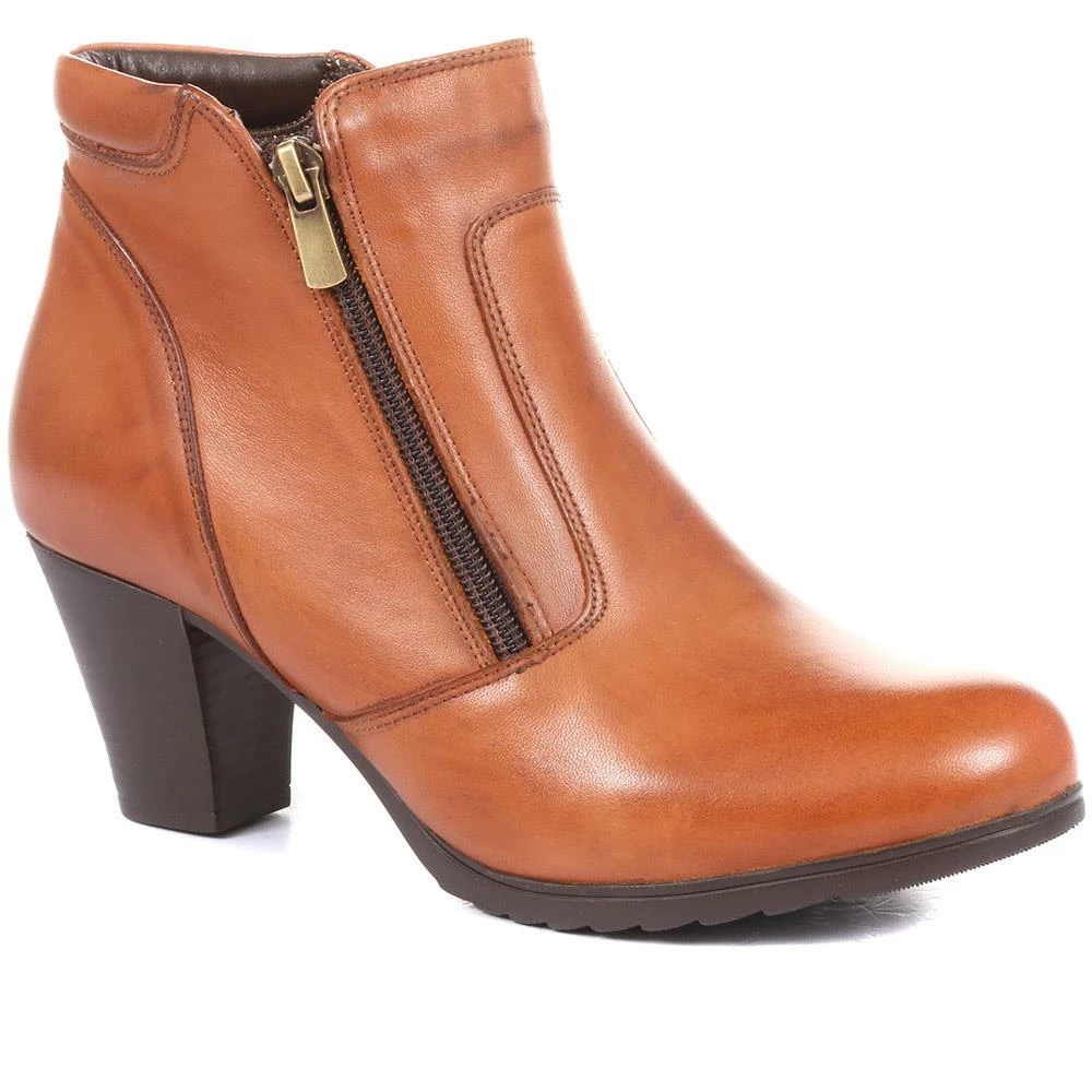 Pavers Leather Heeled Ankle Boots - VED34005 / 320 368 3 Pavers Leather Heeled Ankle Boots - VED34005 / 320 368
