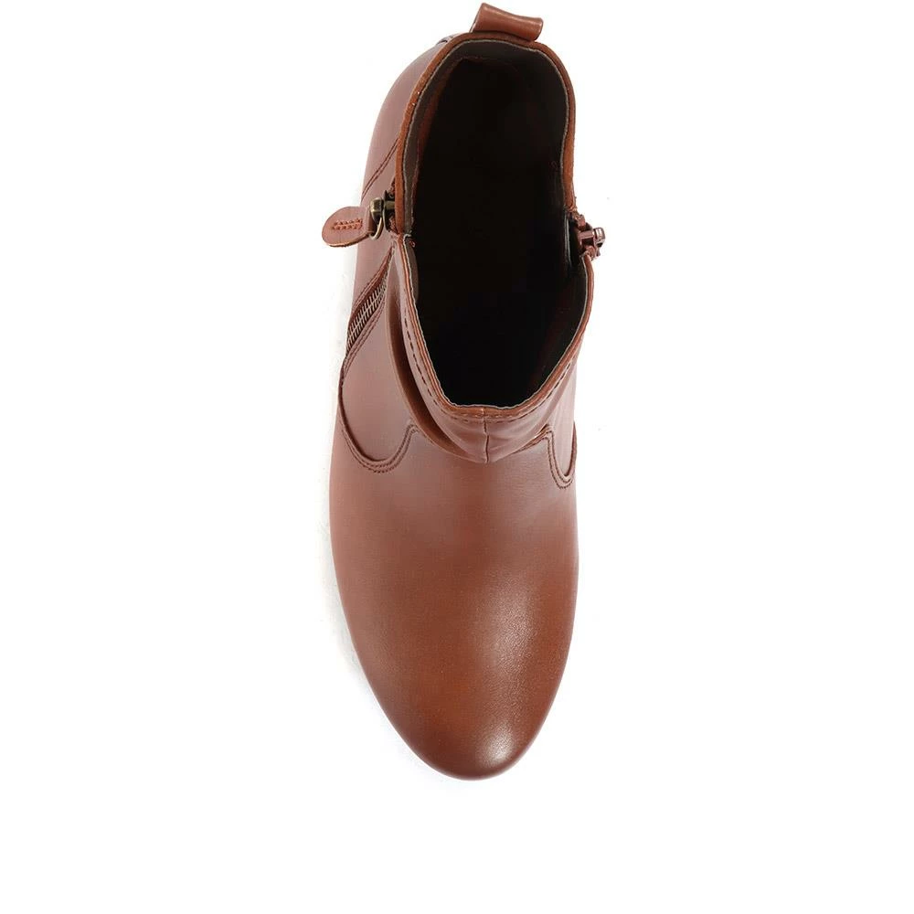 Pavers Low Heel Ankle Boots - JANSP34011 / 320 292 9 Pavers Low Heel Ankle Boots - JANSP34011 / 320 292