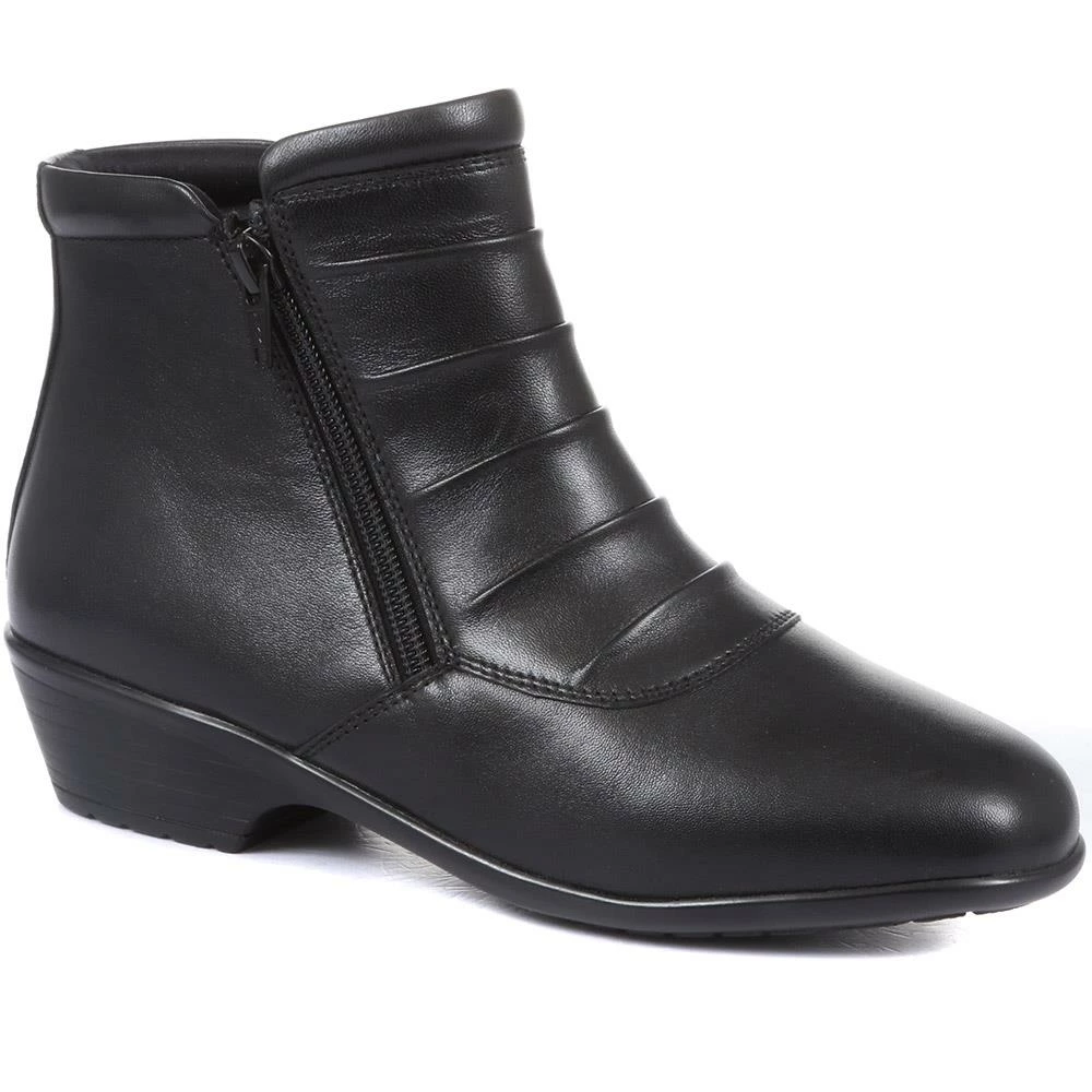 Pavers Women's Sleek Leather Ankle Boots - KF34007 / 320 900 / 320 900 Wide Fit 1 Pavers Women's Sleek Leather Ankle Boots - KF34007 / 320 900 / 320 900 Wide Fit