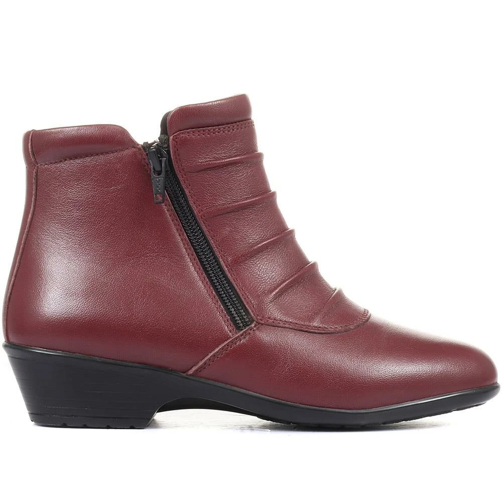 Pavers Women's Sleek Leather Ankle Boots - KF34007 / 320 900 / 320 900 Wide Fit 9 Pavers Women's Sleek Leather Ankle Boots - KF34007 / 320 900 / 320 900 Wide Fit