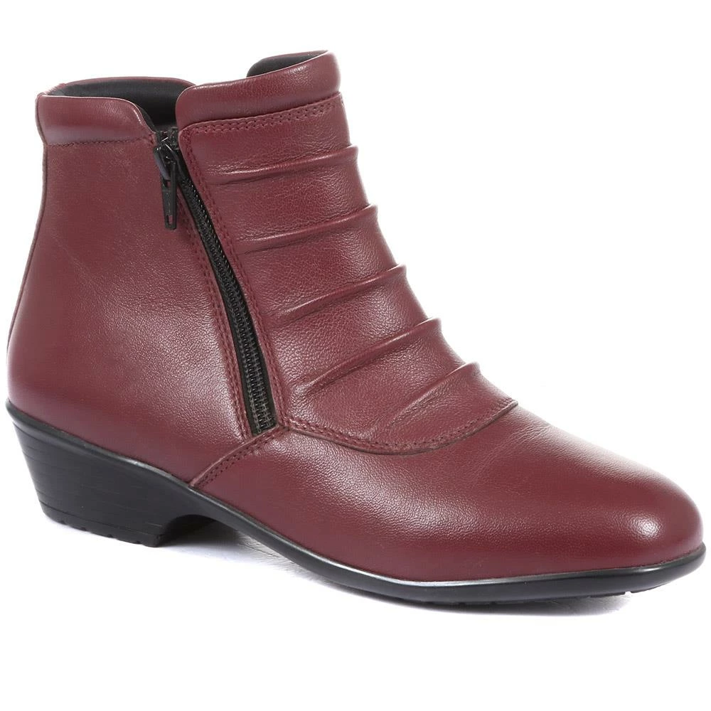 Pavers Women's Sleek Leather Ankle Boots - KF34007 / 320 900 / 320 900 Wide Fit 3 Pavers Women's Sleek Leather Ankle Boots - KF34007 / 320 900 / 320 900 Wide Fit