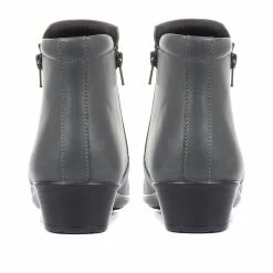 Pavers Women's Sleek Leather Ankle Boots - KF34007 / 320 900 / 320 900 Wide Fit 44 Pavers Women's Sleek Leather Ankle Boots - KF34007 / 320 900 / 320 900 Wide Fit