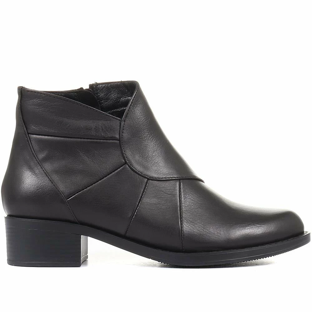 Pavers Leather Ankle Boots - OZKAN34001 / 320 918 3 Pavers Leather Ankle Boots - OZKAN34001 / 320 918