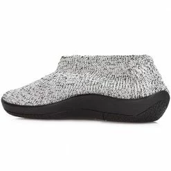 Pavers Stretch Fit Slippers - PLU1501 / 125 054 Wide Fit 61 Pavers Stretch Fit Slippers - PLU1501 / 125 054 Wide Fit