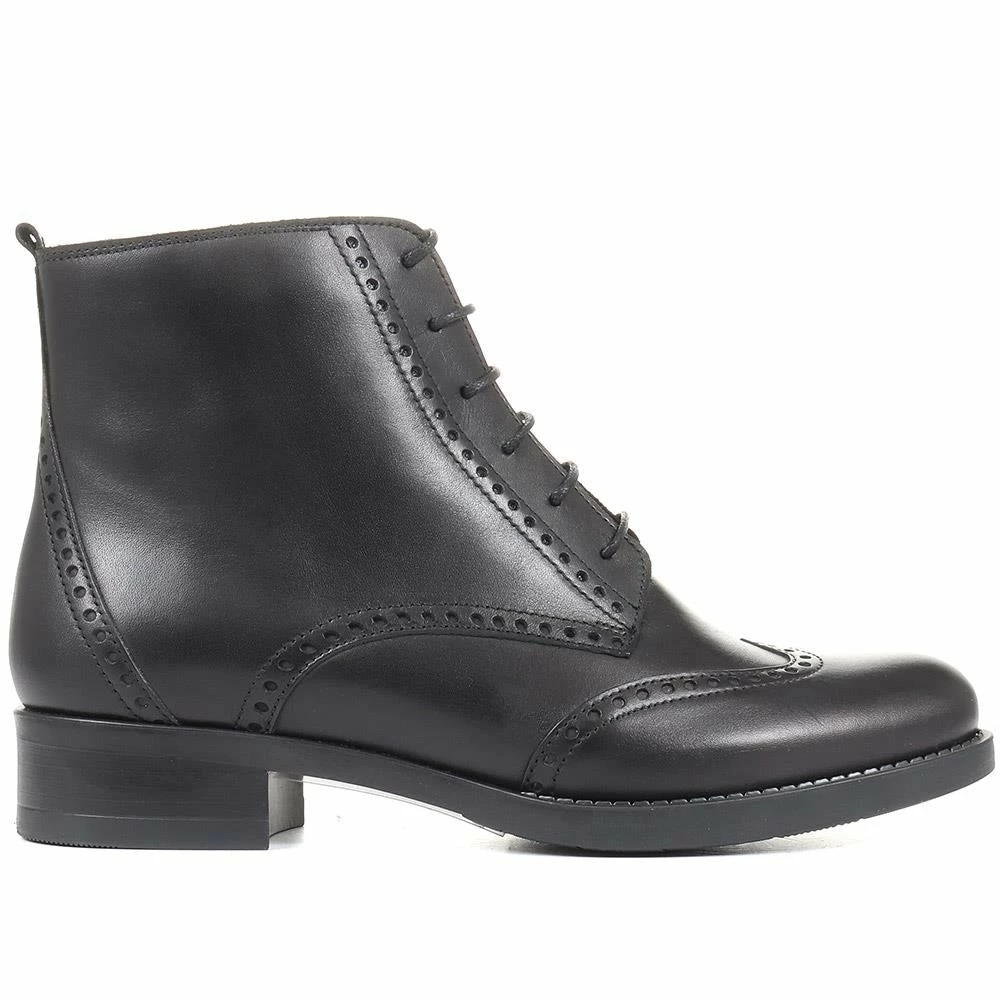 Bellissimo Women's Heeled Leather Zip Ankle Boots - BELITAR34013 / 320 423 / 320 423 2 Bellissimo Women's Heeled Leather Zip Ankle Boots - BELITAR34013 / 320 423 / 320 423