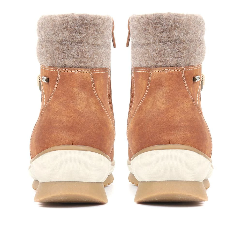 Pavers Boots Lace Up Hiker Boot - WBINS34031 / 320 615 10 Pavers Boots Lace Up Hiker Boot - WBINS34031 / 320 615