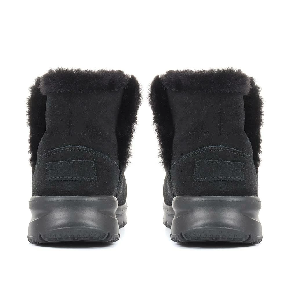 Pavers Suede Ankle Boots - BRK34003 / 320 912 5 Pavers Suede Ankle Boots - BRK34003 / 320 912