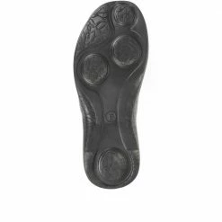 Pavers Lightweight Slip-On Trainers - BRK35015 / 321 413 Wide Fit