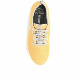 Fly Flot Extra Lightweight Trainers - FLY35009 / 321 245 Wide Fit 33 Fly Flot Extra Lightweight Trainers - FLY35009 / 321 245 Wide Fit