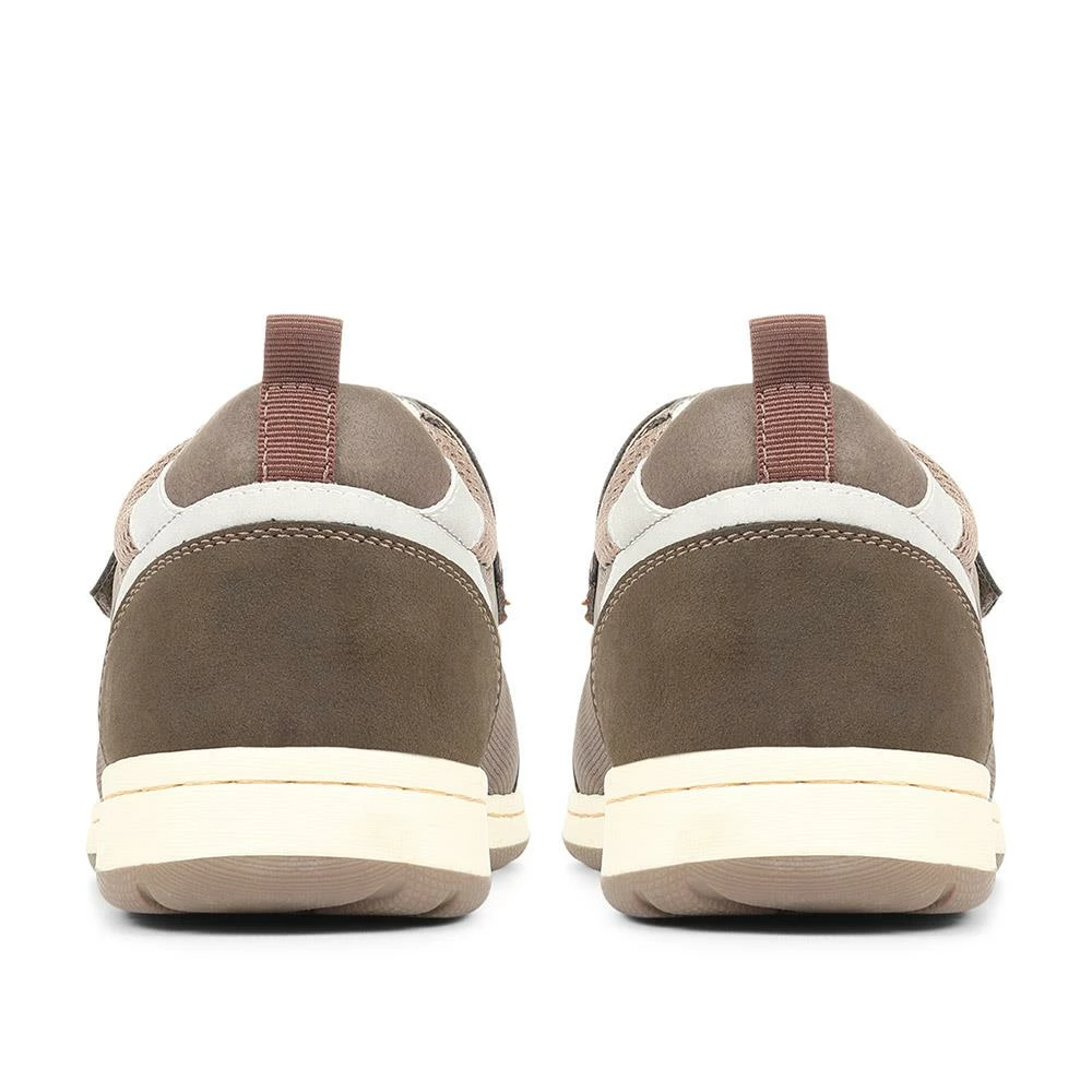 Pavers Adjustable Casual Shoes - WBINS35011 / 321 378 9 Pavers Adjustable Casual Shoes - WBINS35011 / 321 378