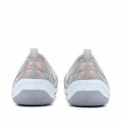 Pavers Leather Slip-On Pump - BRK33027 / 319 648 9 Pavers Leather Slip-On Pump - BRK33027 / 319 648