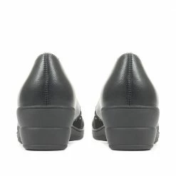 Pavers Low Wedge Slip On Shoes - WOIL35013 / 321 714 15 Pavers Low Wedge Slip On Shoes - WOIL35013 / 321 714